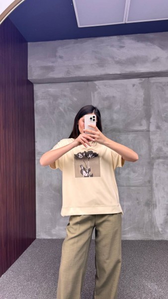 Женская Футболка Cute