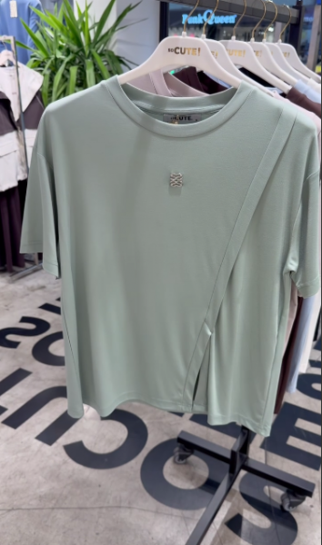 Женская Футболка Cute