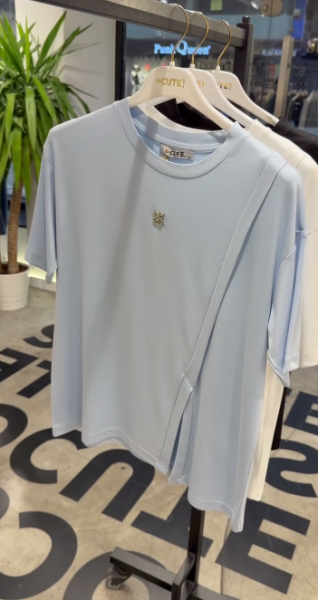 Женская Футболка Cute