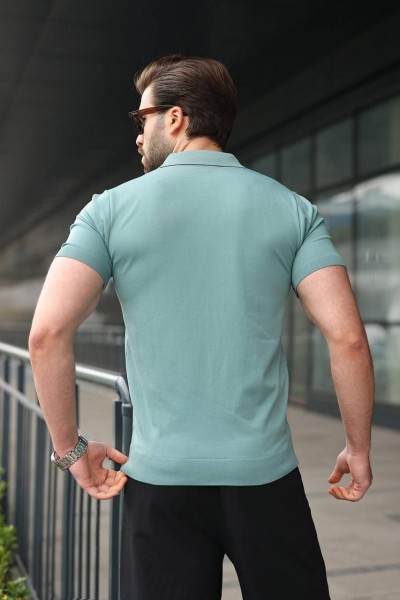 Мужская Трикотажная Футболка Madmext